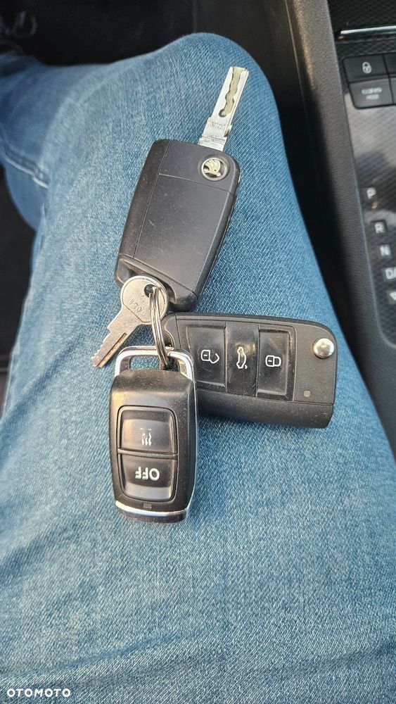 Skoda Octavia 2.0 TDI 4x4 RS Challenge DSG - 38