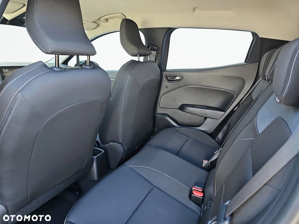 Renault Clio - 33