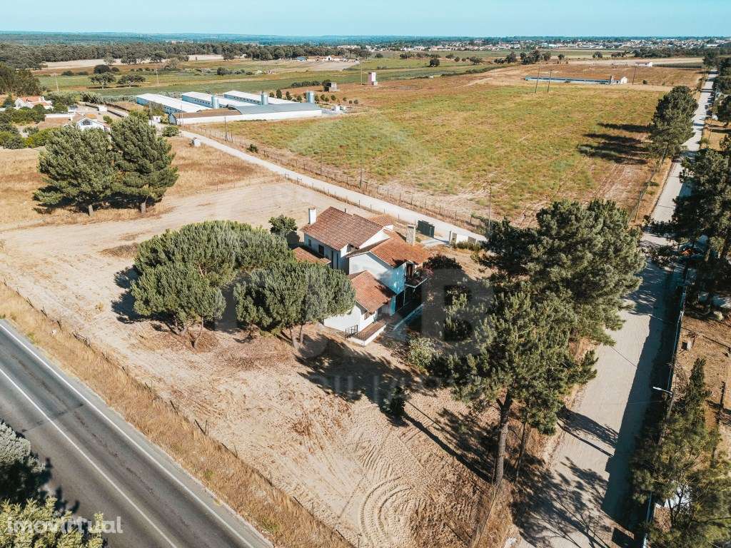 Moradia Isolada T5+3 em Salvaterra de Magos - Grande imagem: 4/43