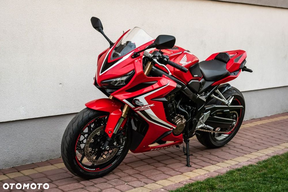 Honda CBR - 6