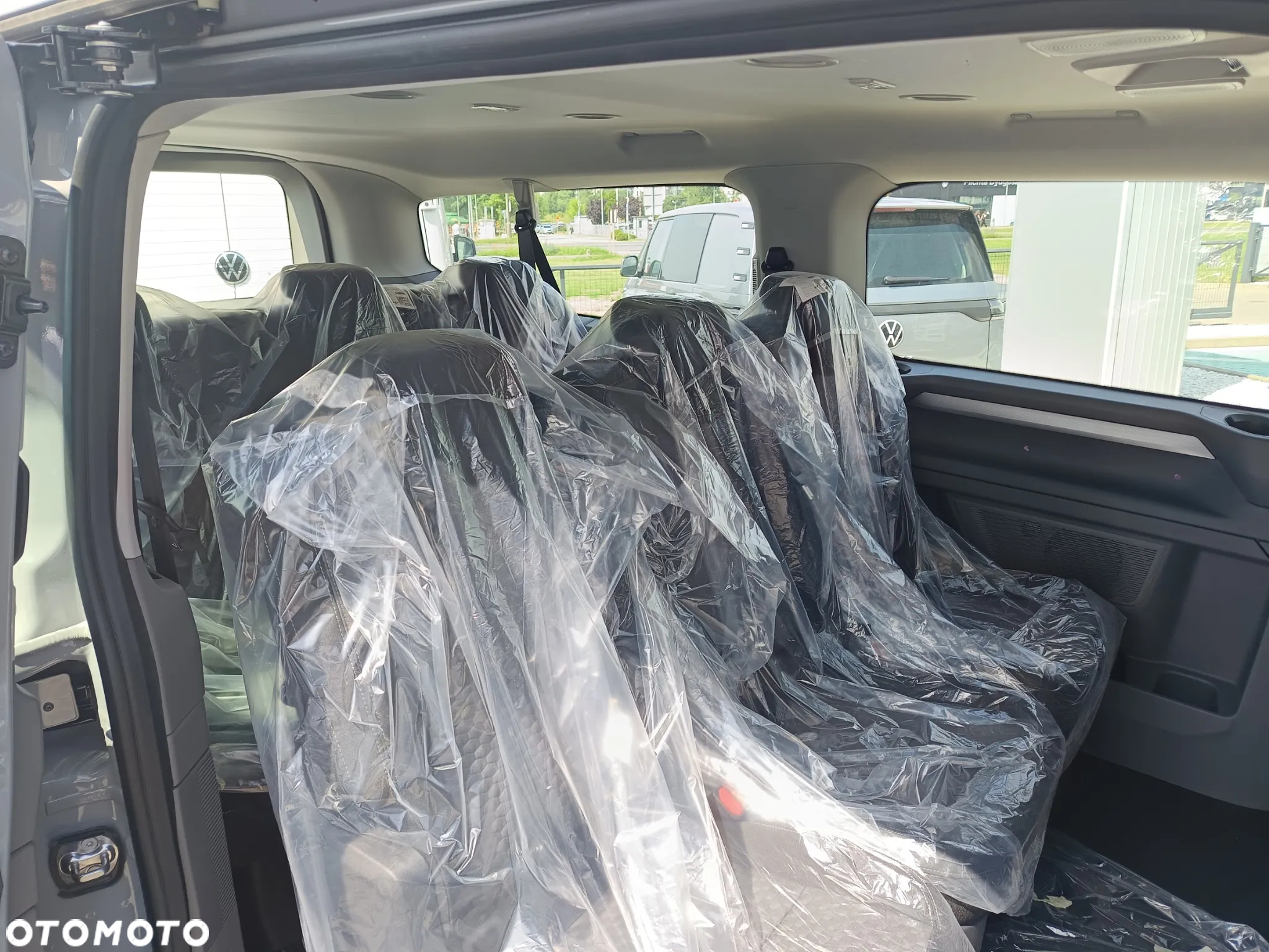 Volkswagen Caravelle 2.0 TDI L2 - 7