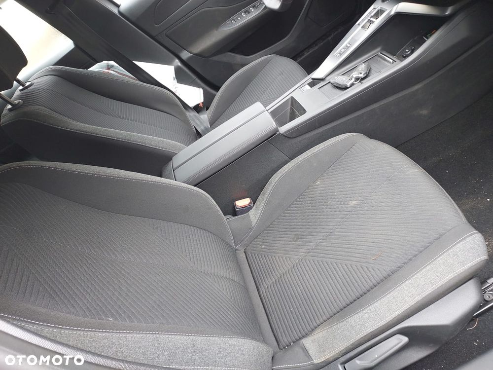 Peugeot 308 1.2 PureTech GPF Active Pack S&S EAT8 - 14