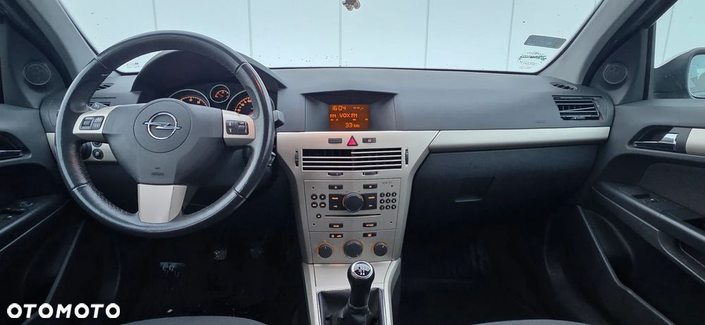 Opel Astra 1.6 Cosmo - 8