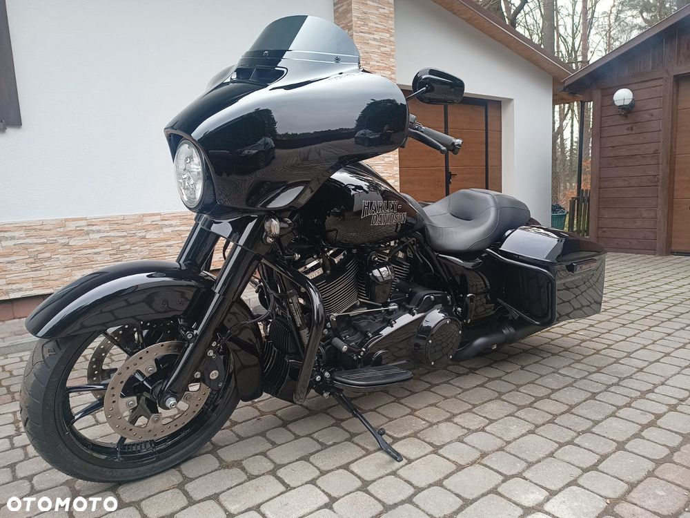 Harley-Davidson Touring Street Glide - 3