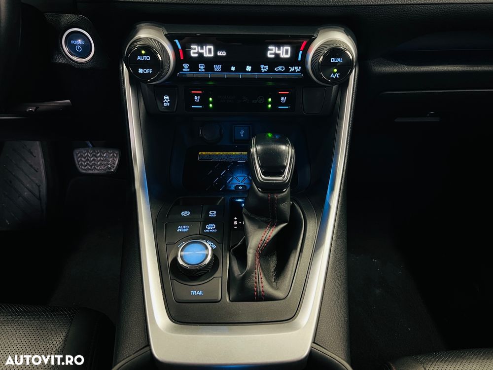 Toyota RAV4 2.5 PHEV VVT-iE 4x4 Style Bi-Tone - 11