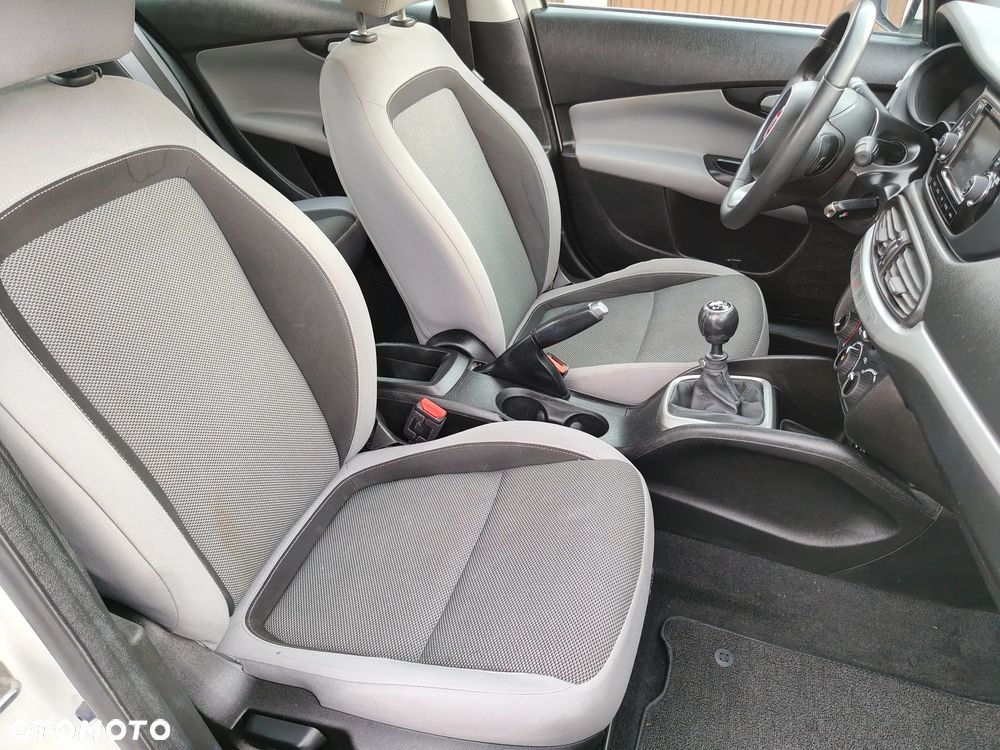 Fiat Tipo 1.4 16V Pop - 19
