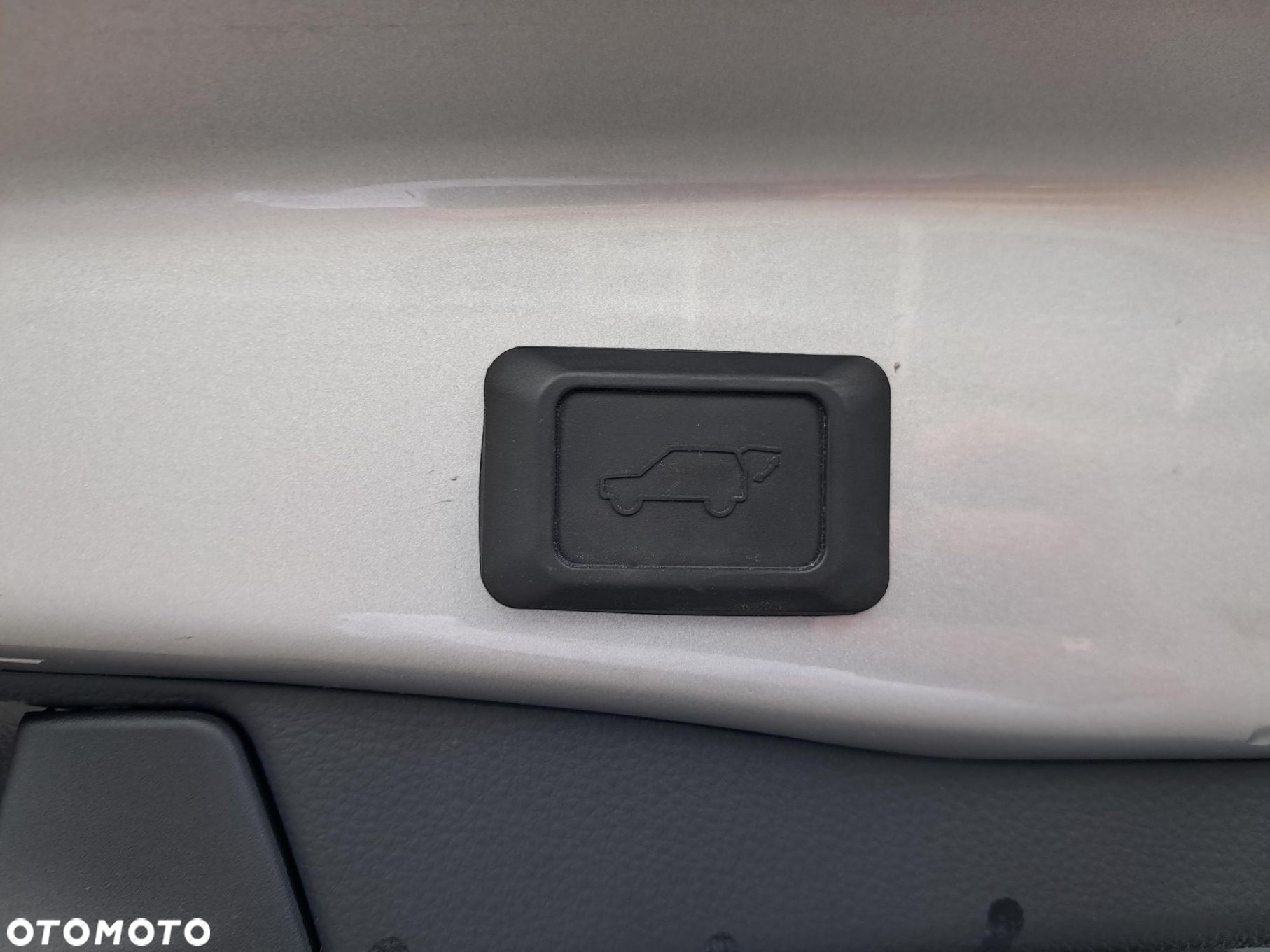 Toyota RAV4 2.5 Hybrid Comfort 4x2 - 23