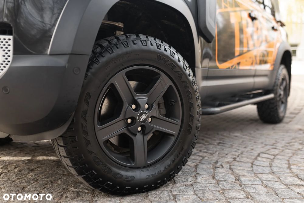 Land Rover Defender 110 P300 S - 14