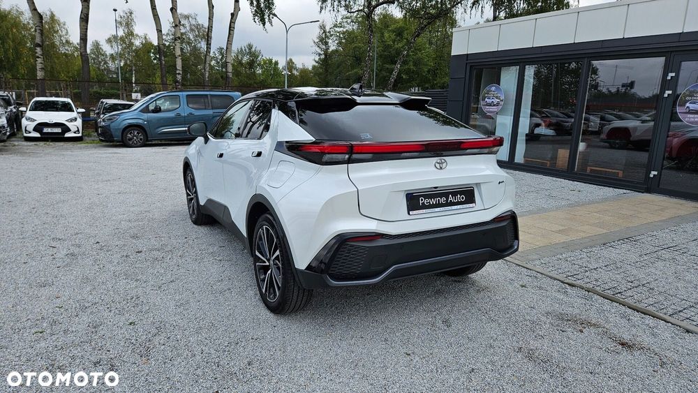Toyota C-Hr 2024 photo 2
