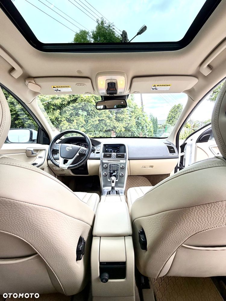 Volvo XC 60 3.2 AWD RDesign - 25