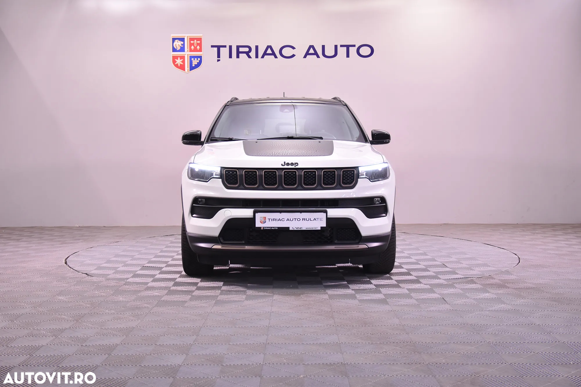Jeep Compass - 8