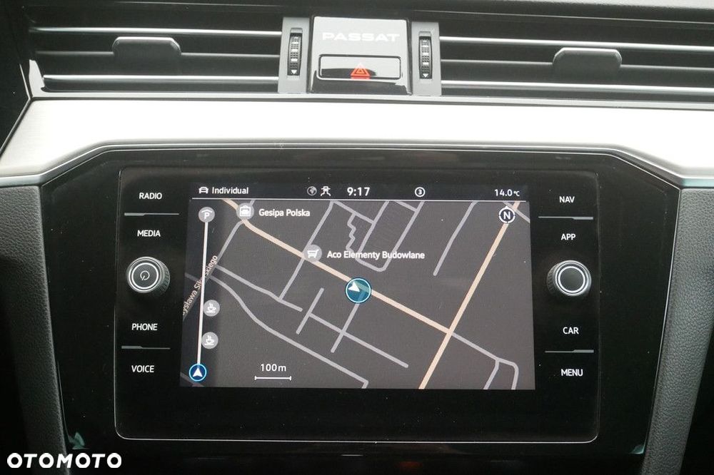 Volkswagen Passat Variant 2.0 TSI Elegance DSG - 22