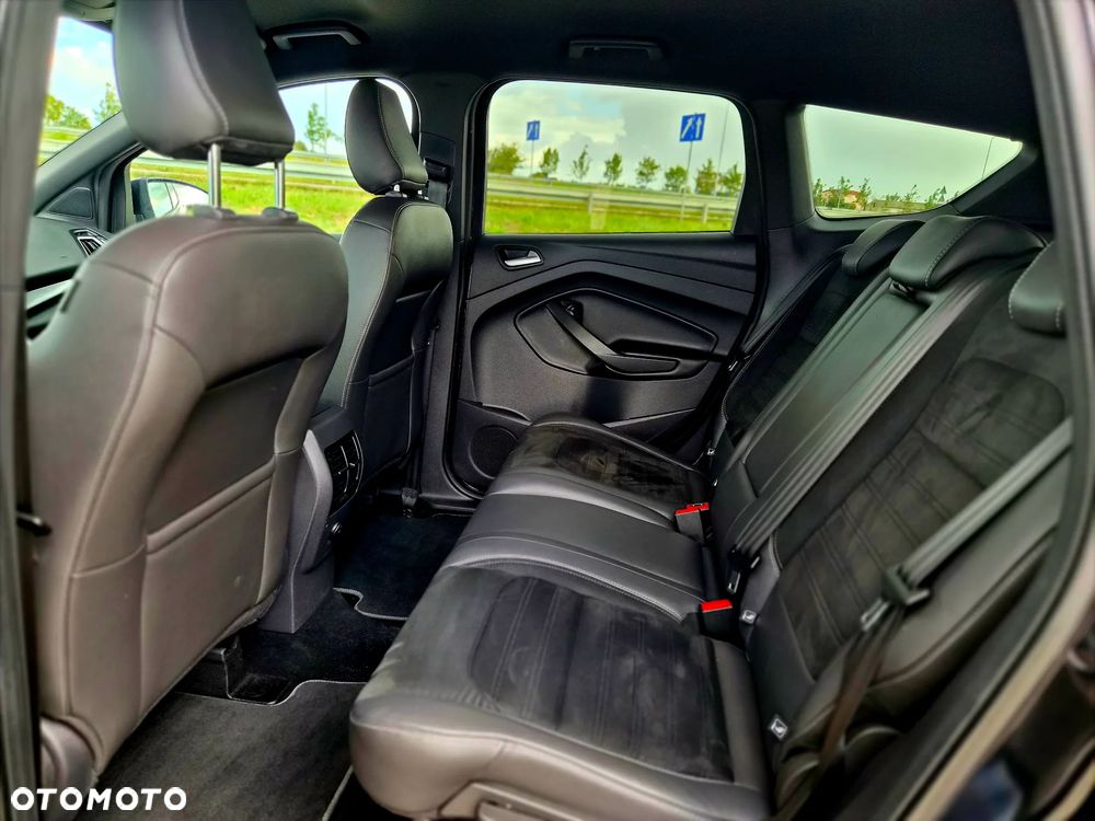 Ford Kuga - 21