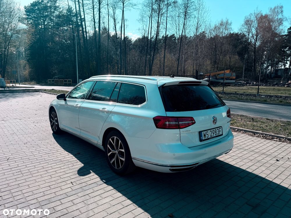 Volkswagen Passat - 7