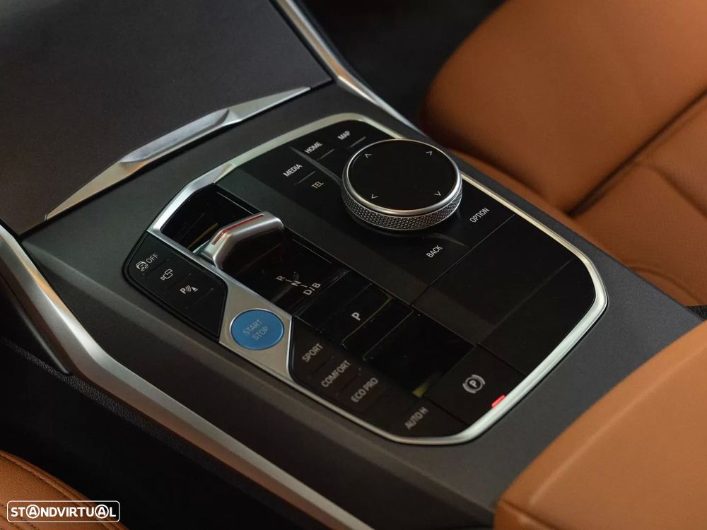 BMW i4 eDrive40 - 19