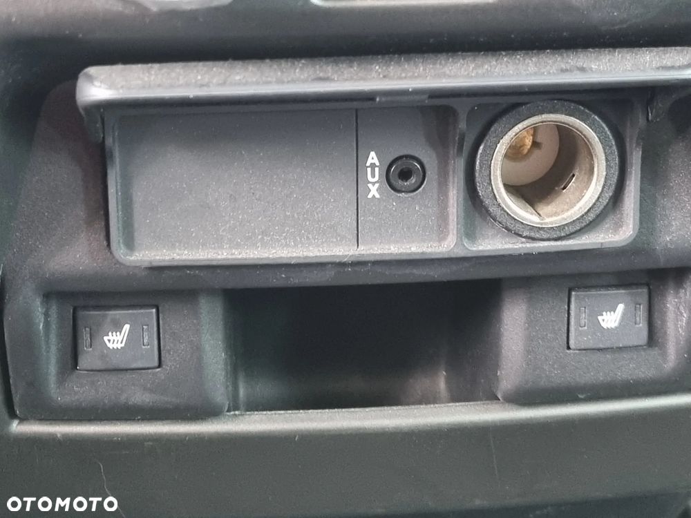 Land Rover Discovery - 21