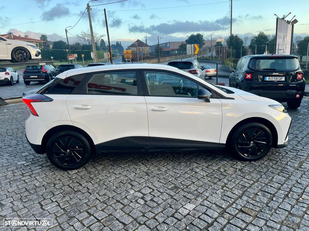 MG MG4 51 kWh Standard - 6