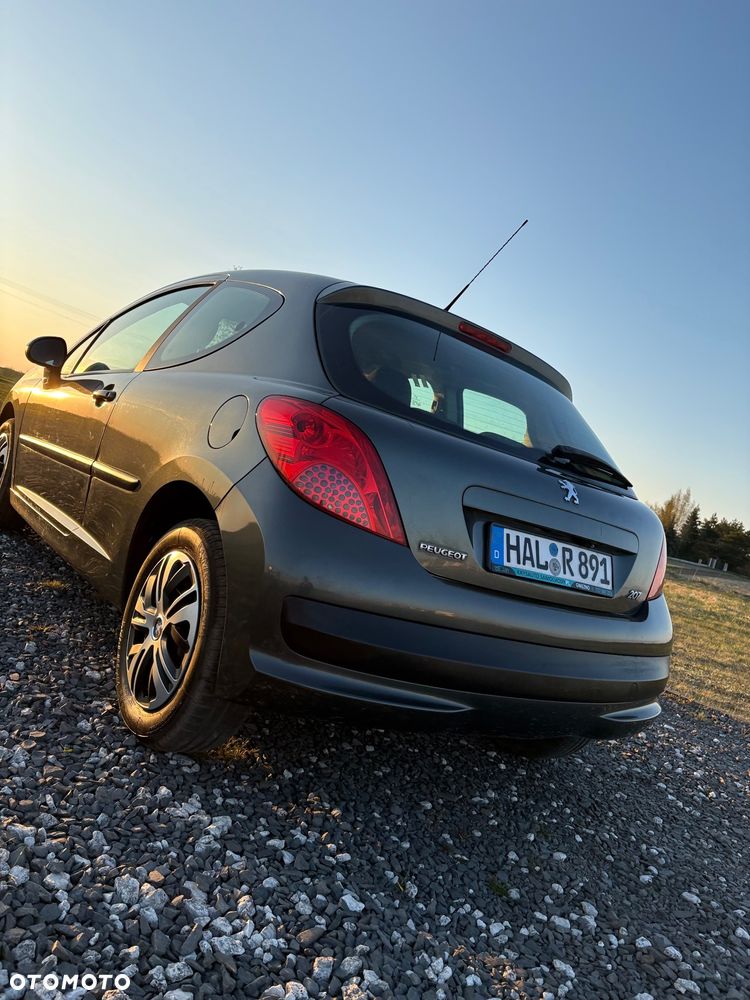 Peugeot 207 90 Sport - 17