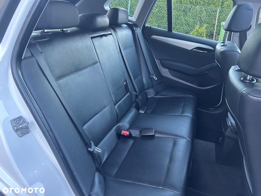 BMW X1 xDrive20d Sport Line - 17