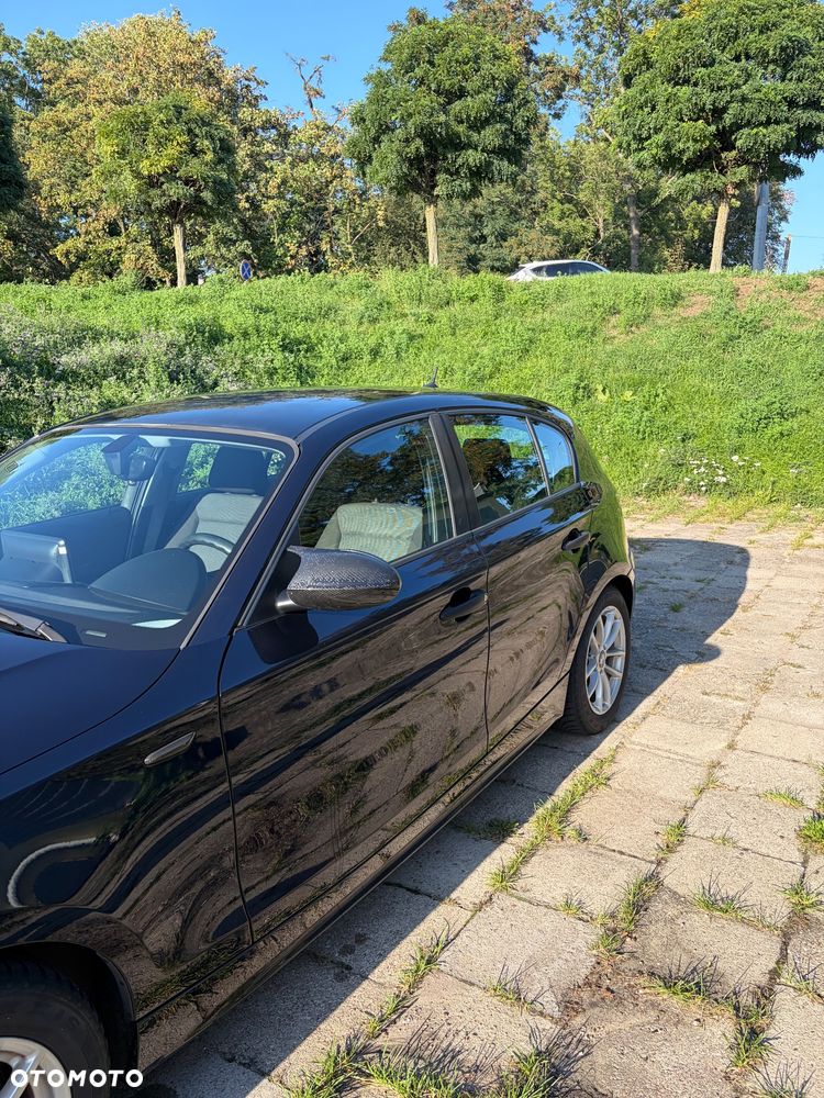 BMW Seria 1 118i - 5