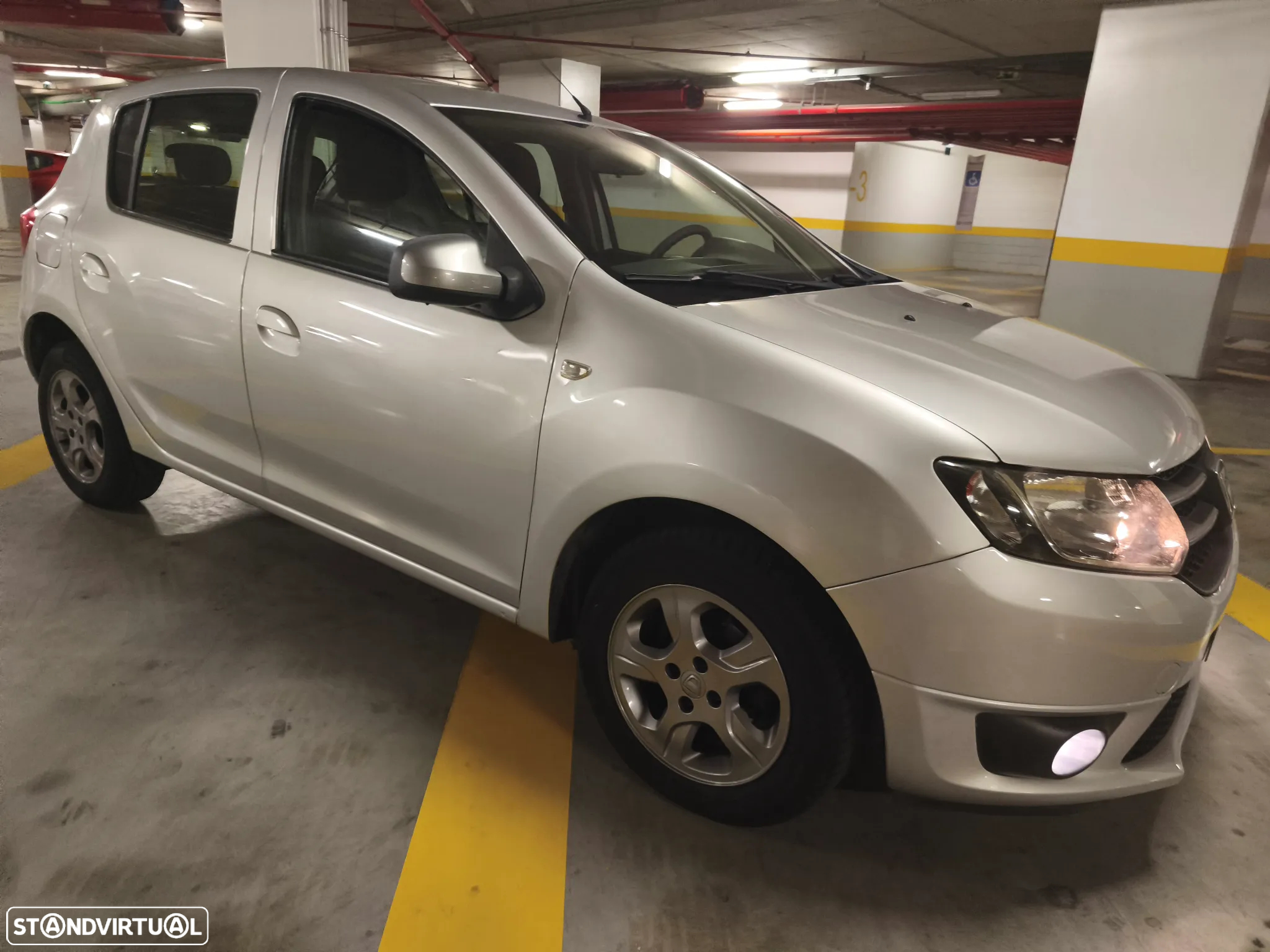 Dacia Sandero 1.5 dCi SL Explorer - 23