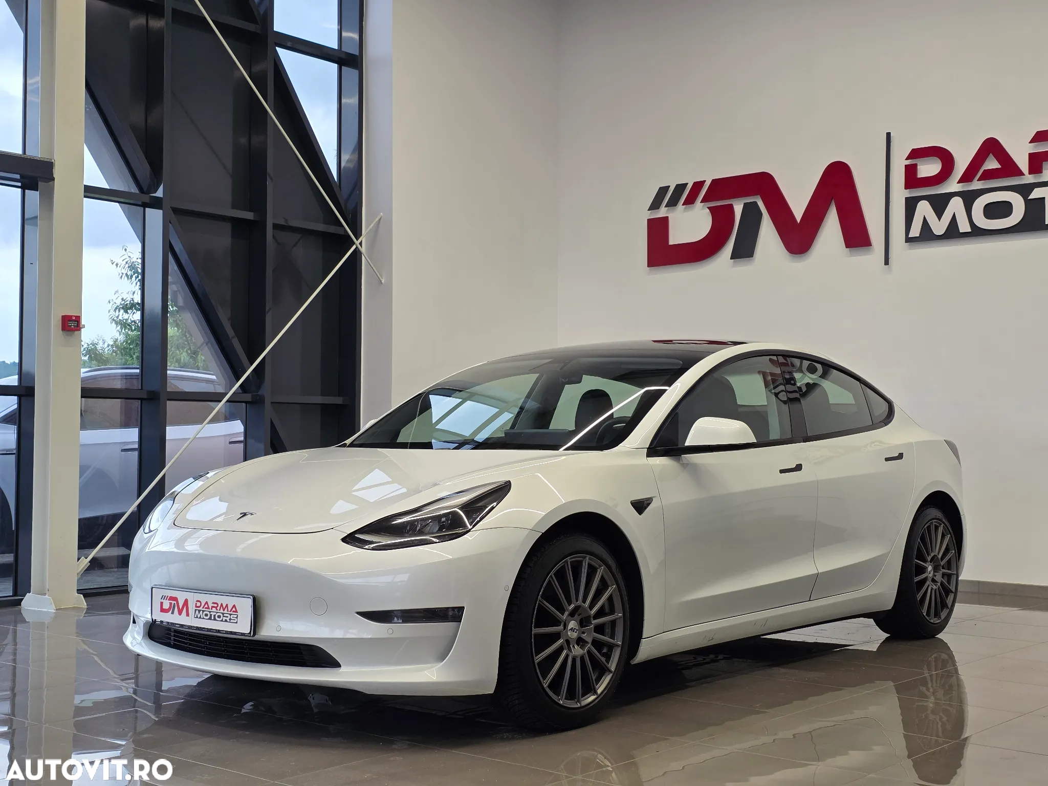 Tesla Model 3 Langstreckenbatterie Allradantrieb Dual Motor - 4