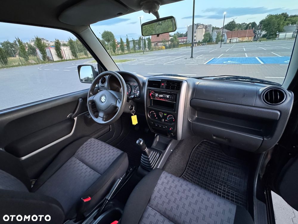 Suzuki Jimny - 26