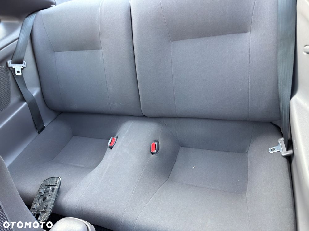 Toyota Celica 1.8 VVT-i Sol - 14