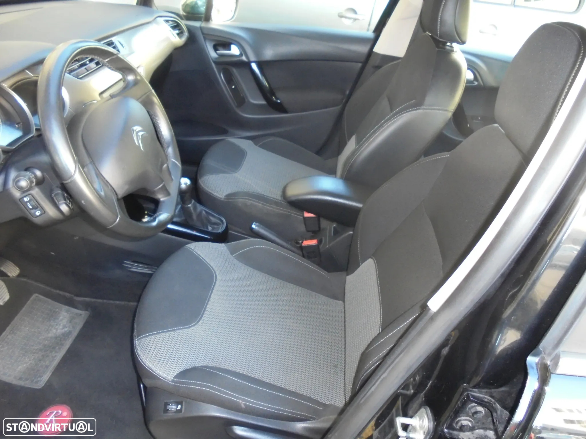 Citroën C3 1.2 PureTech Elle - 18