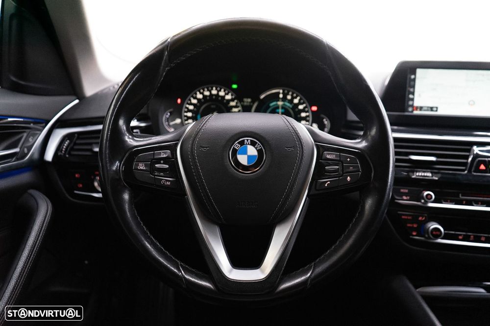 BMW 530 e iPerformance Line Sport - 7