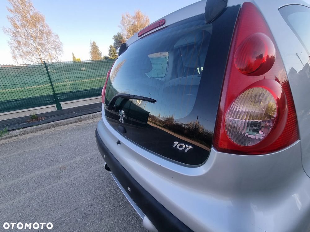 Peugeot 107 1.0 Happy - 4