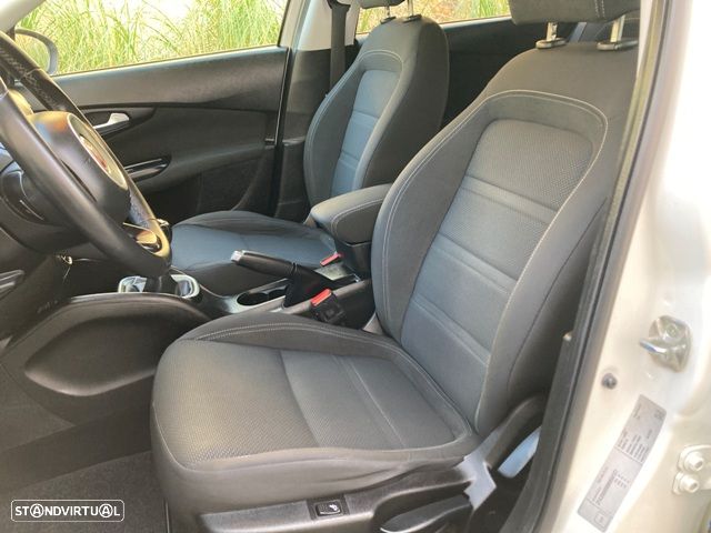 Fiat Tipo Station Wagon 1.3 M-Jet Lounge - 27