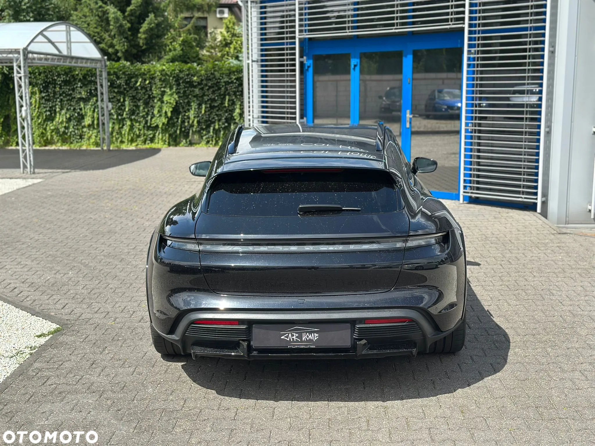 Porsche Taycan Turbo Cross Turismo - 5