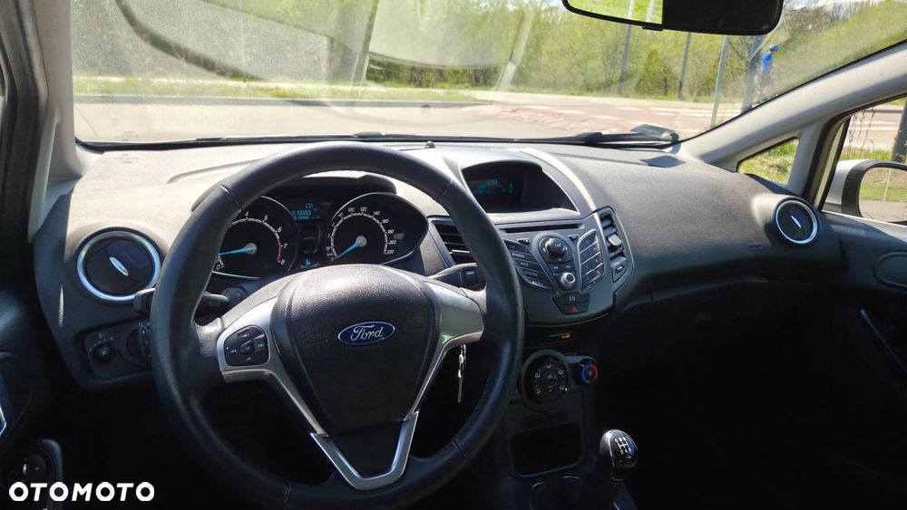 Ford Fiesta 1.4 Trend EU5 - 22