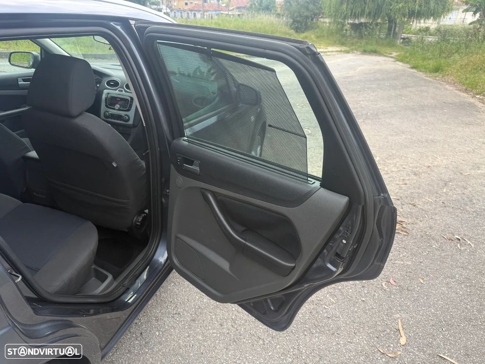 Ford Focus SW 1.6 TDCi Trend - 17