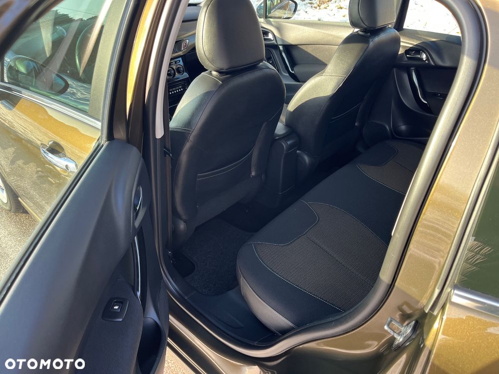 Citroën C3 1.4 Attraction - 22