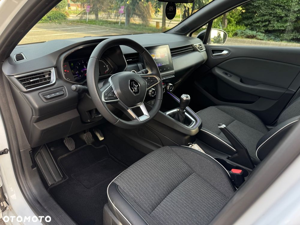 Renault Clio TCe 90 TECHNO - 13