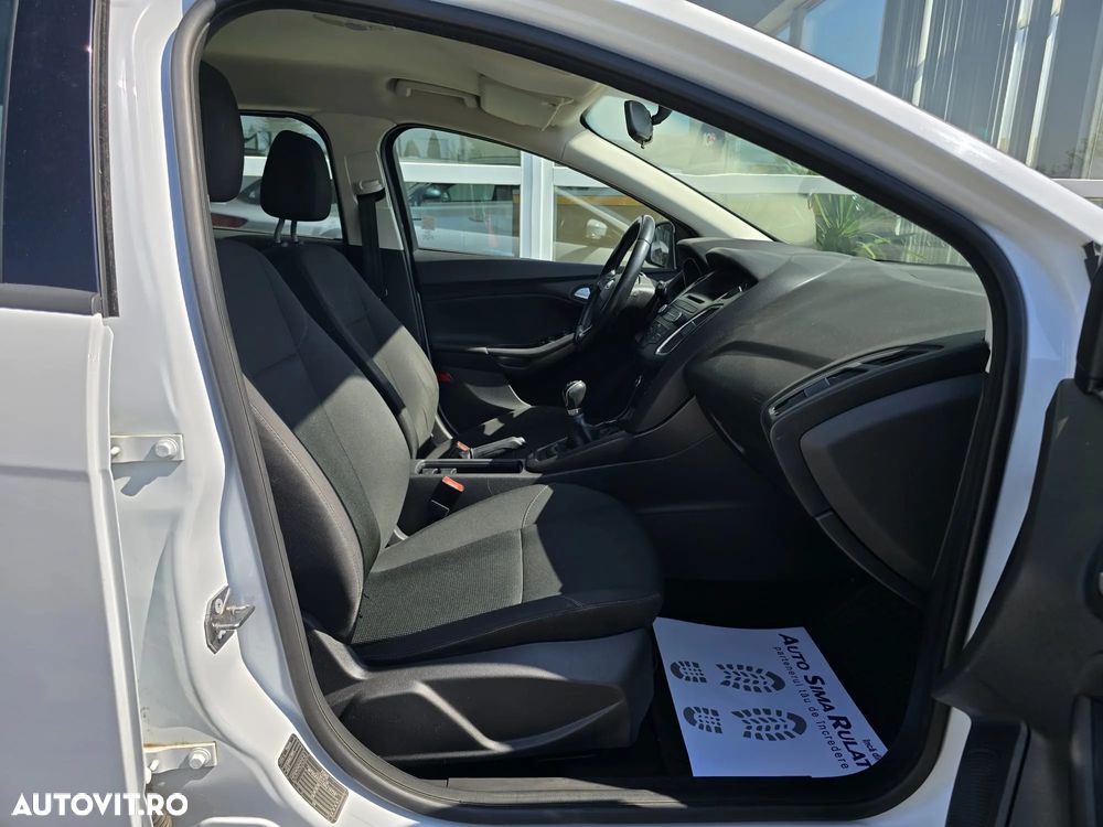 Ford Focus 1.0 EcoBoost Trend - 10
