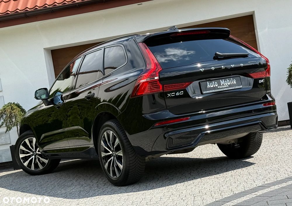 Volvo XC 60 B4 D AWD Plus Dark - 6