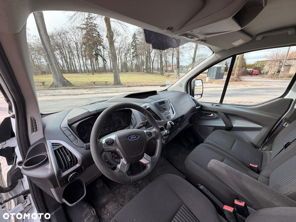 Ford Transit Custom Long - 11