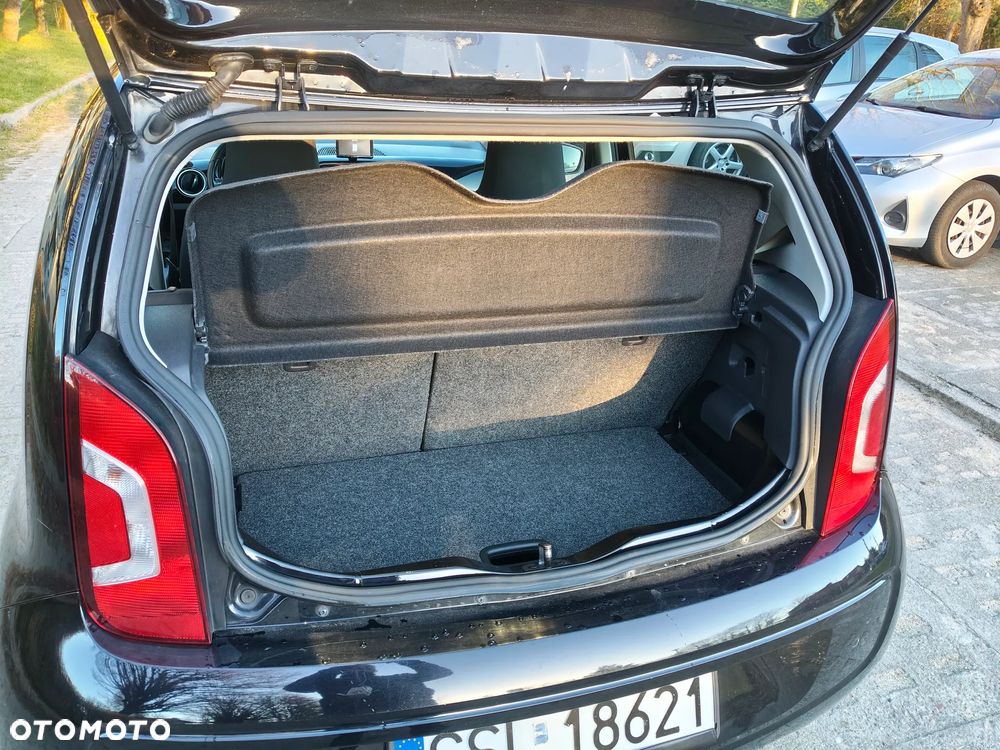 Volkswagen up! - 15