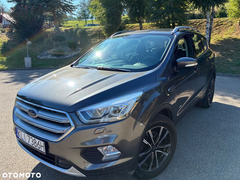 Ford Kuga 1.5 EcoBoost 4x4 Business Edition - 4