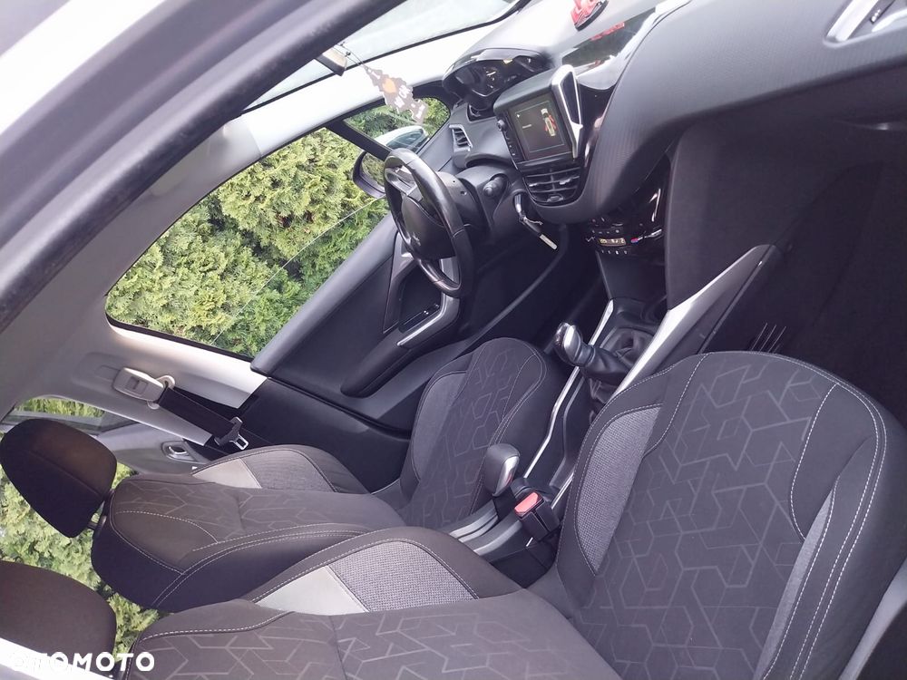 Peugeot 2008 - 20