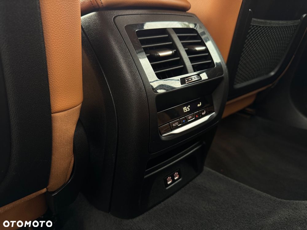 BMW X3 sDrive18d xLine sport - 27