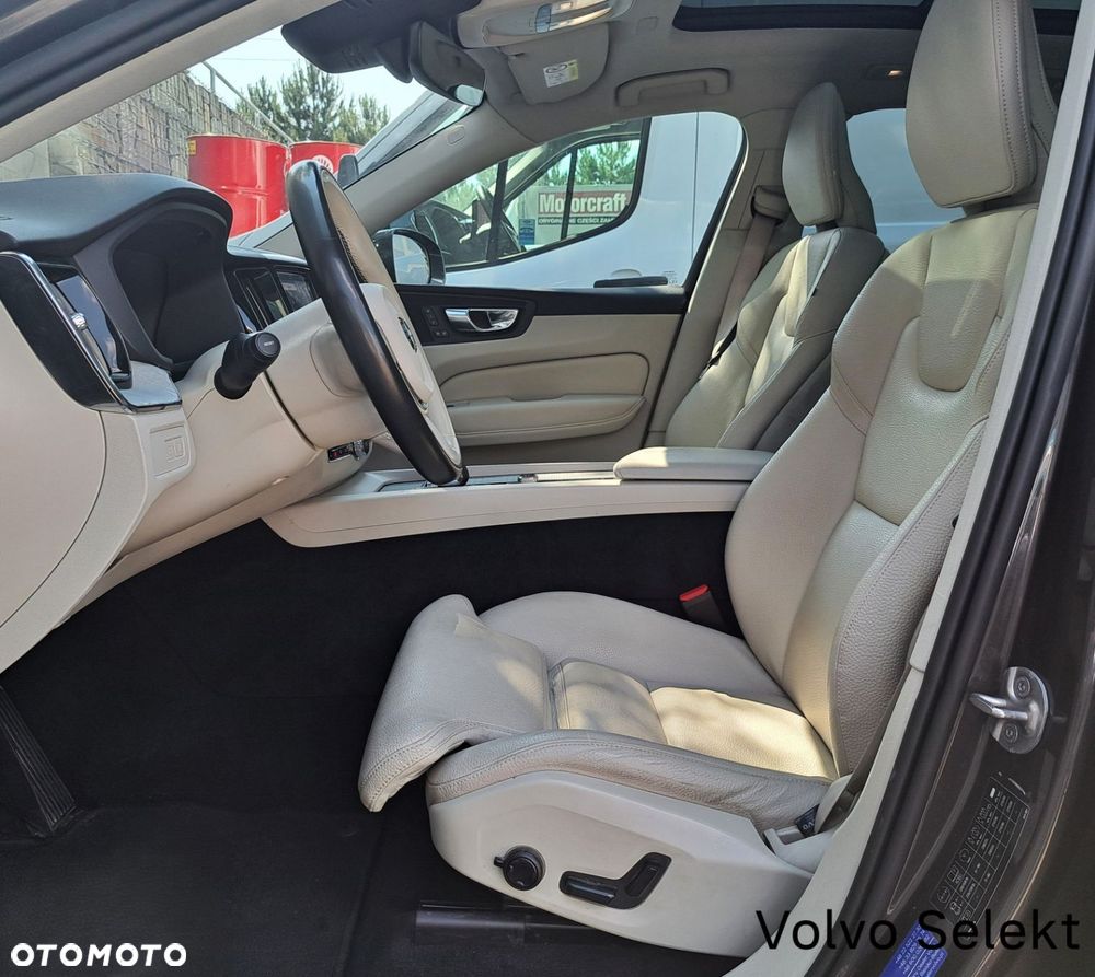 Volvo XC 60 - 10