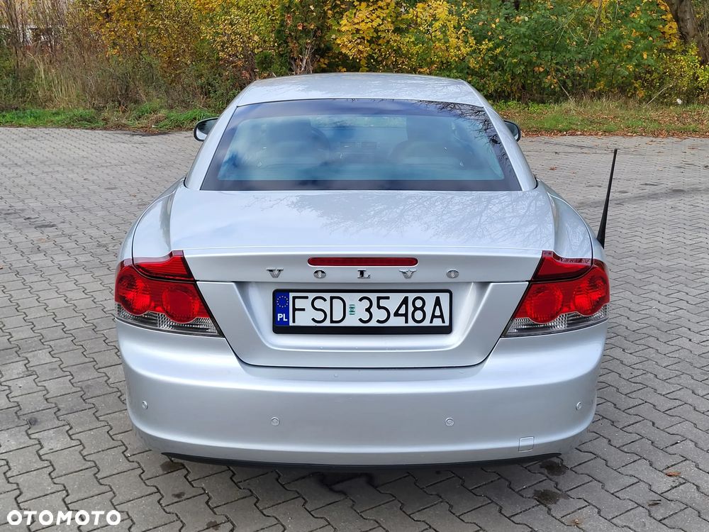 Volvo C70 2.0D Momentum - 16