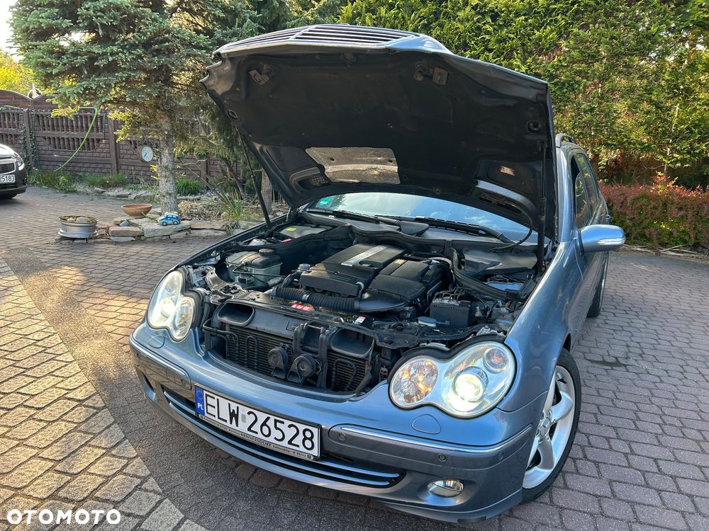 Mercedes-Benz Klasa C 200 Kompressor Avantgarde - 38
