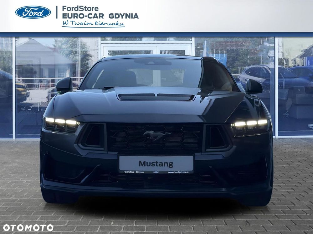 Ford Mustang - 3