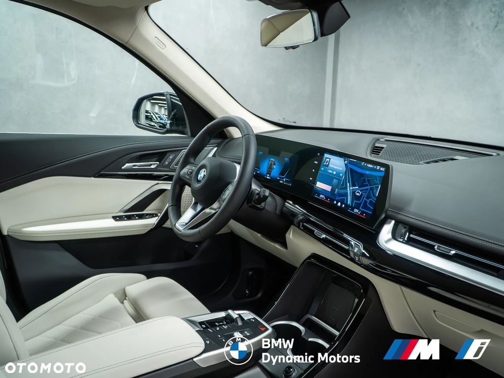 BMW X1 sDrive18d - 23