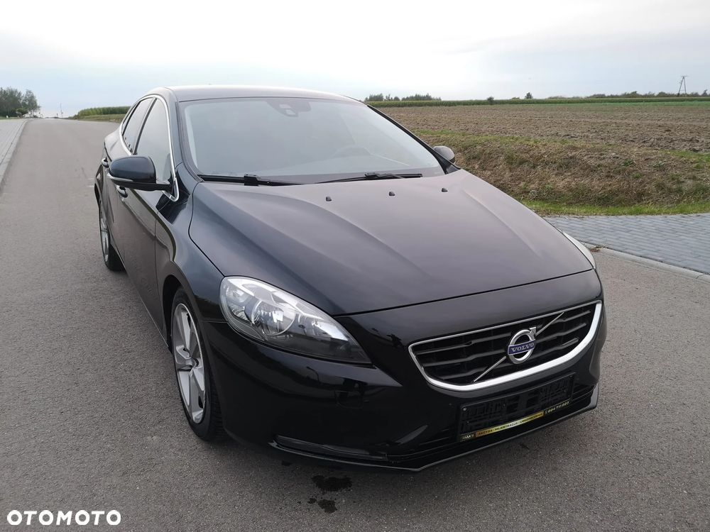Volvo V40 T3 Momentum - 22